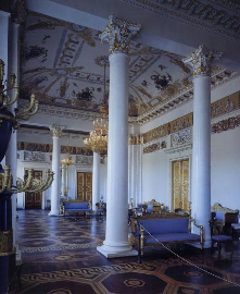 Государственный Русский музей. Белоколонный зал.